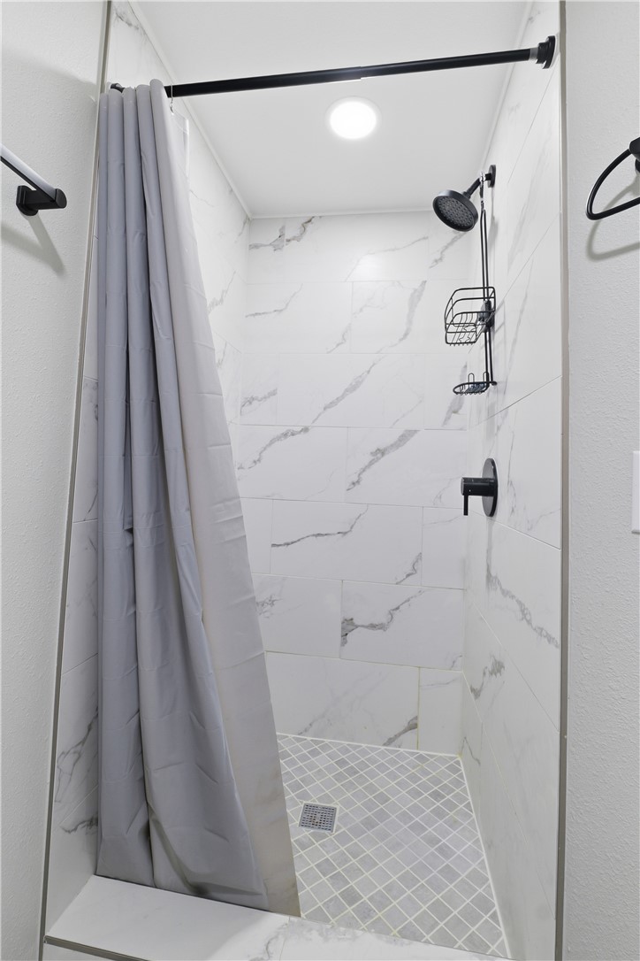 2402 SE Jayel Terrace 4