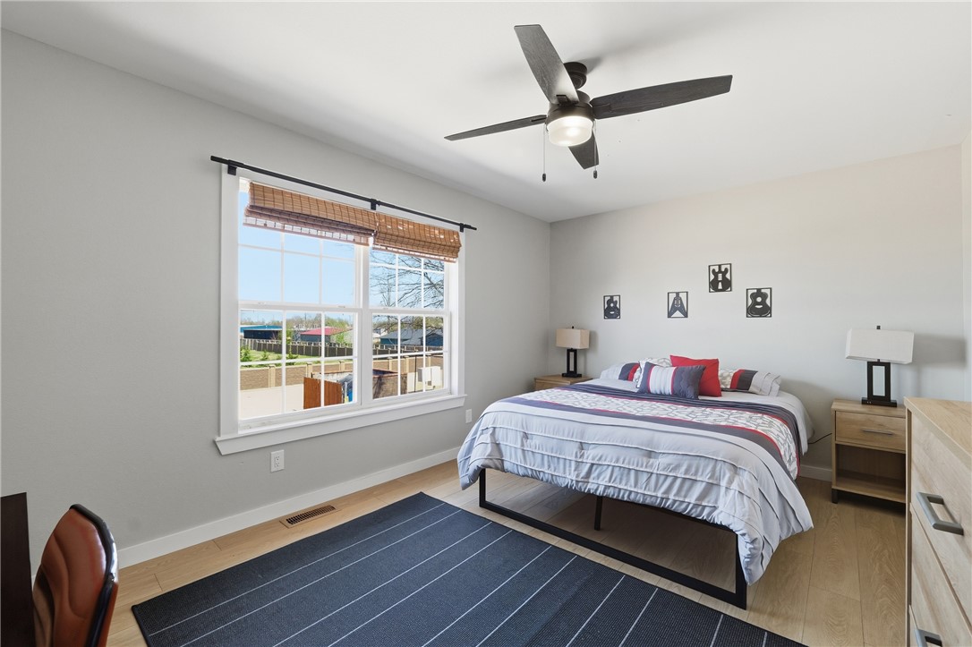 2402 SE Jayel Terrace 4