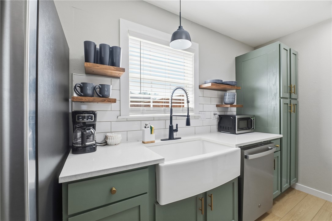2402 SE Jayel Terrace 4