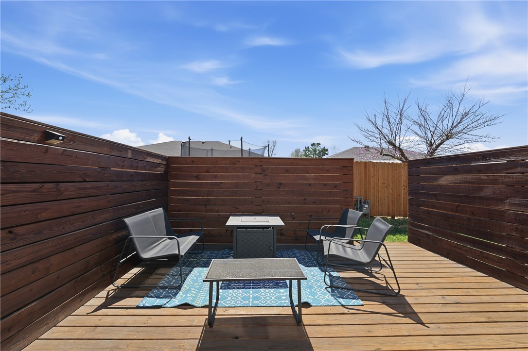 2402 SE Jayel Terrace 2