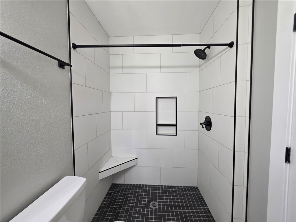 2402 SE Jayel Terrace 2