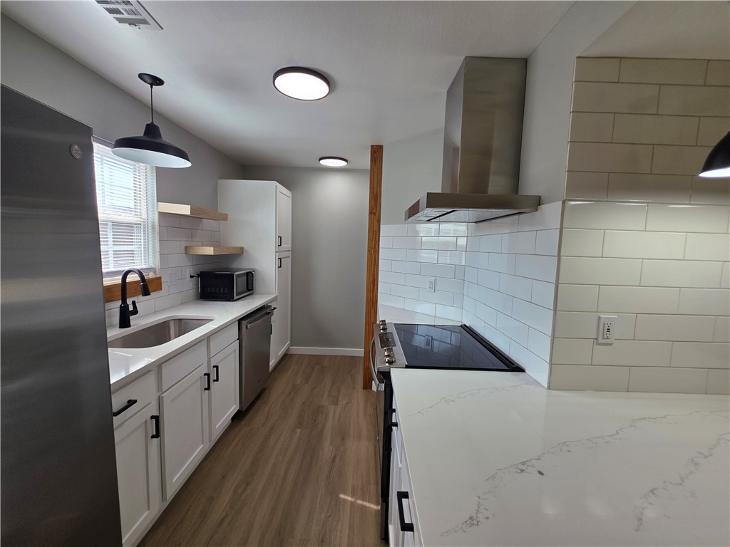 2402 SE Jayel Terrace 2