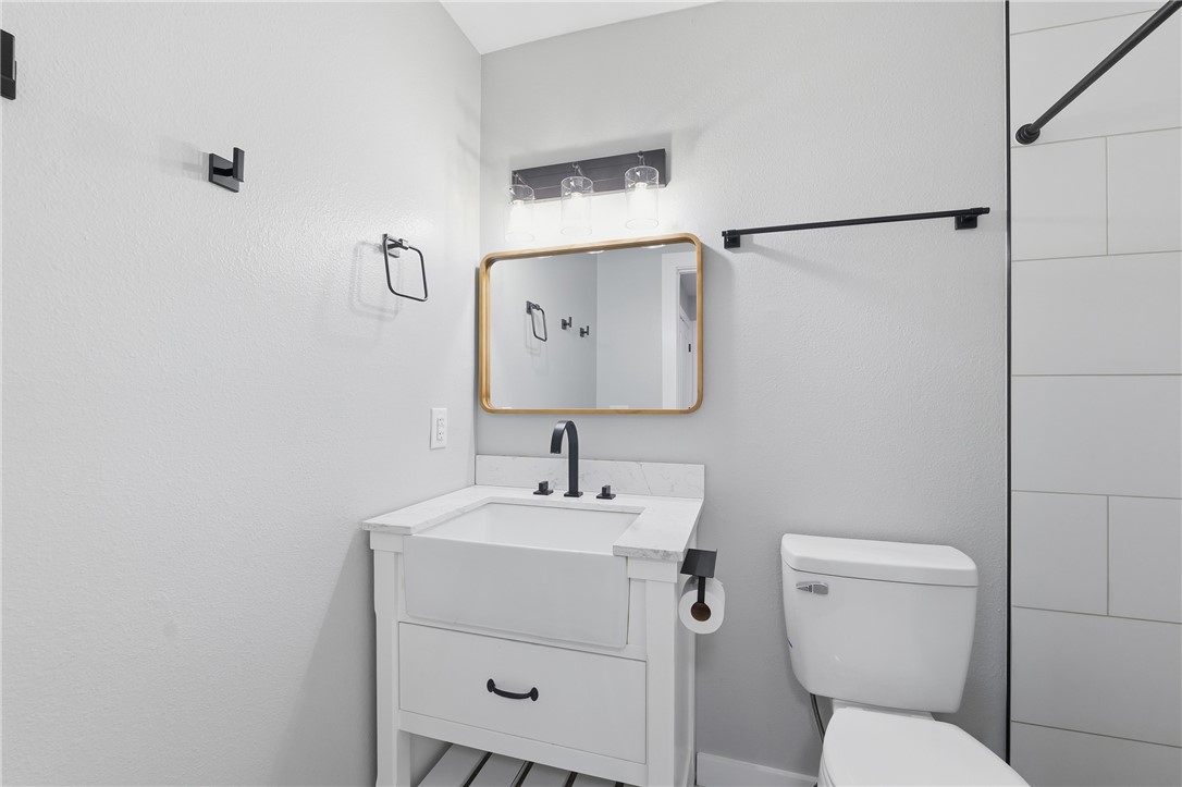 2402 SE Jayel Terrace 2