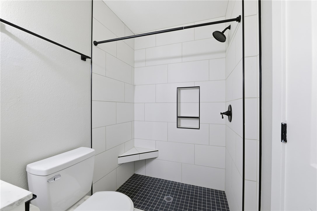 2402 SE Jayel Terrace 2