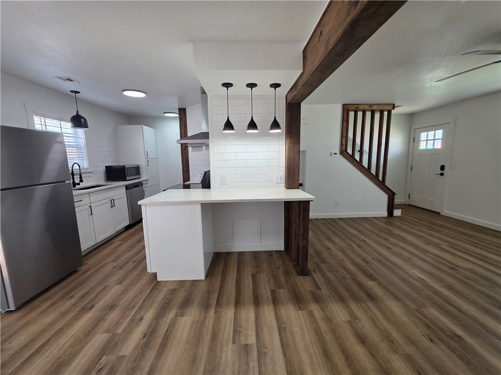 2404 SE Jayel Terrace 3