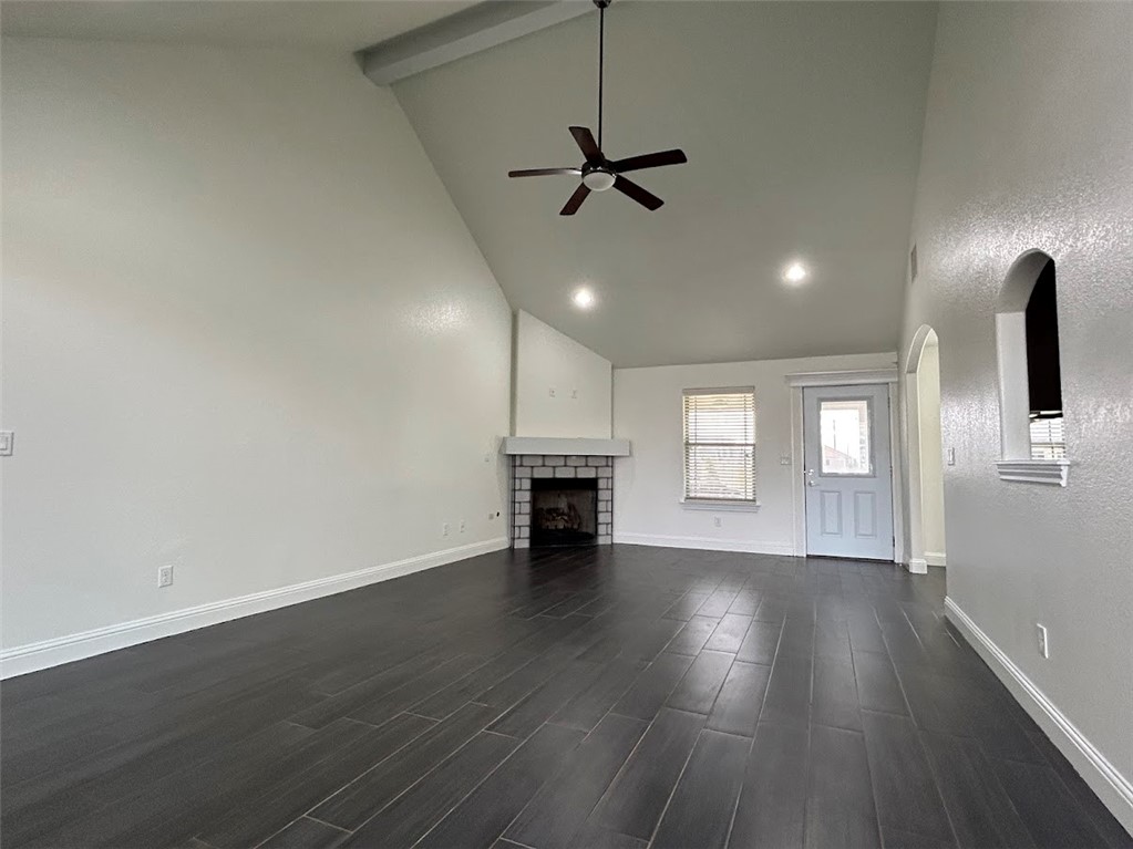 910 Sunset Lane