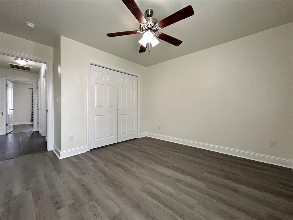 910 Sunset Lane