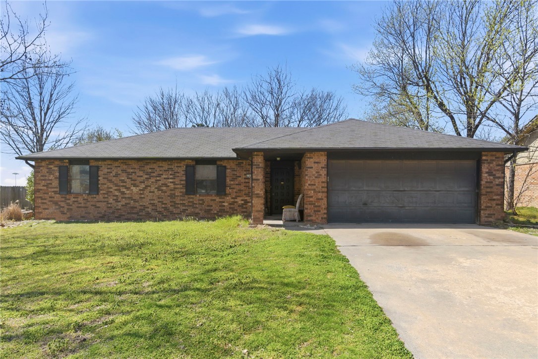 2706 S 43rd Place