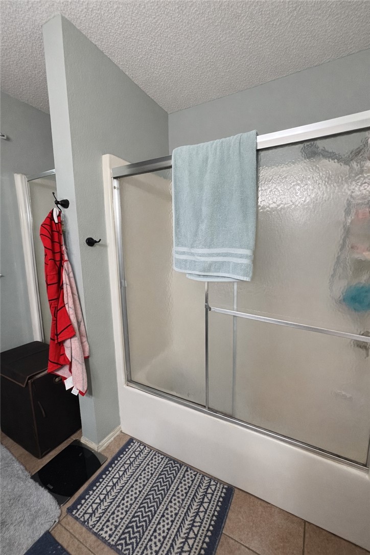 3807 W Locust Street