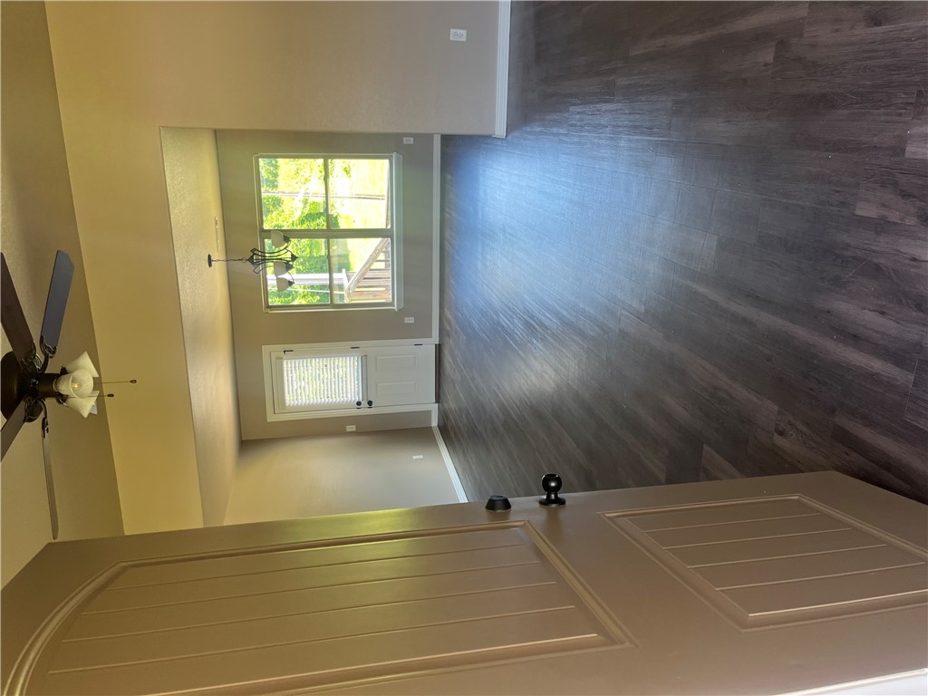 3413 Knox Loop