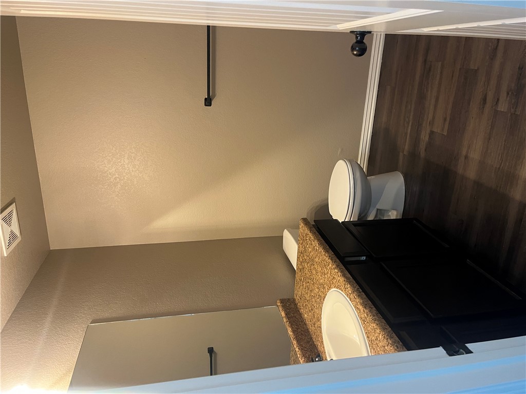 3413 Knox Loop