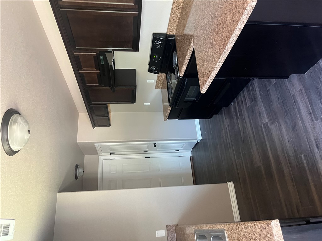 3413 Knox Loop