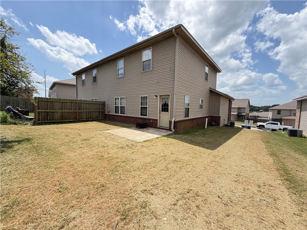 603 SW Loudon Drive 1