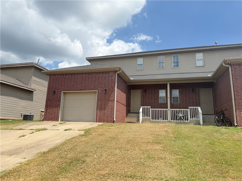 603 SW Loudon Drive 1