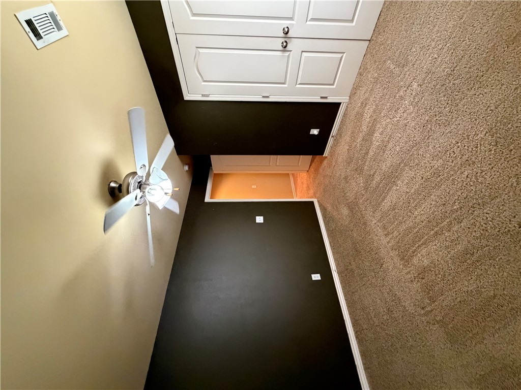 603 SW Loudon Drive 1