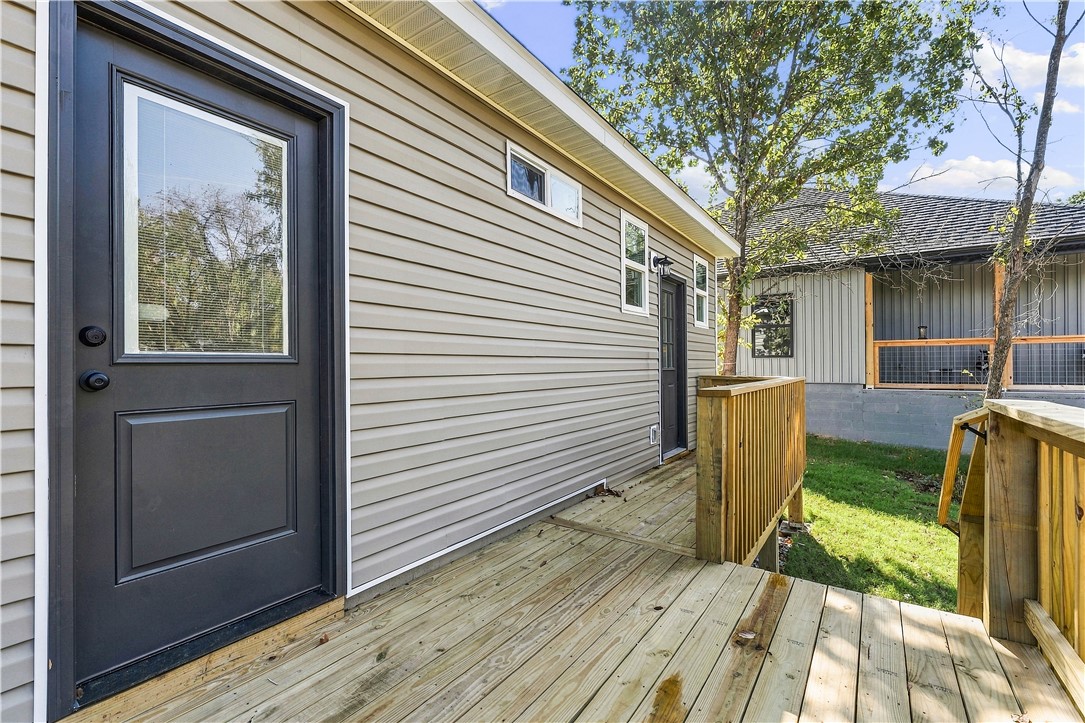 11 Lathrop Drive