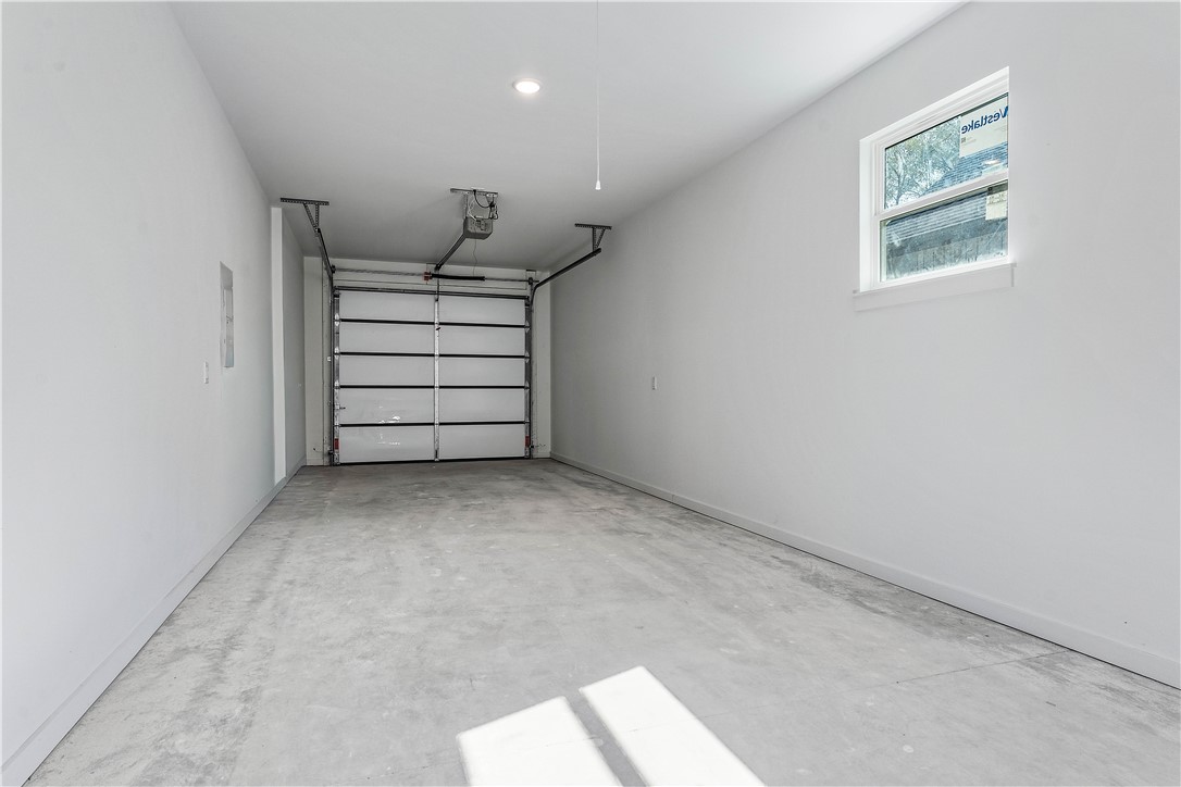 11 Lathrop Drive