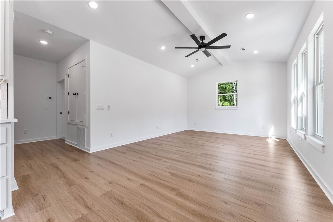 11 Lathrop Drive