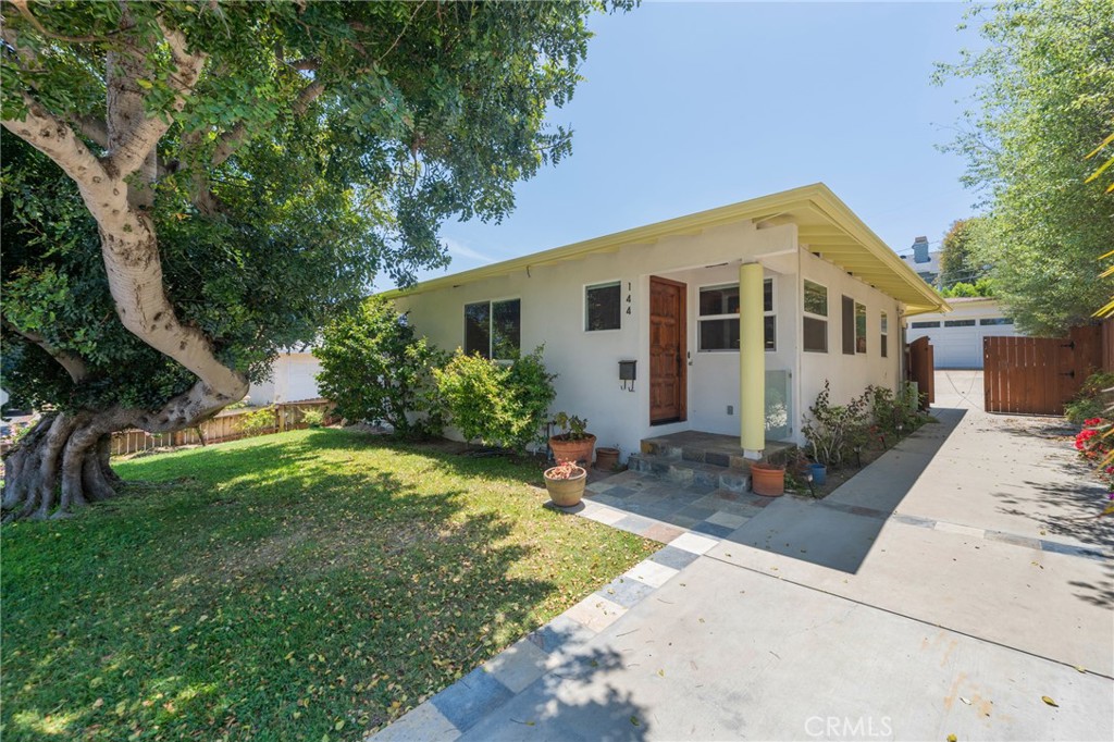 144 Calle De Andalucia