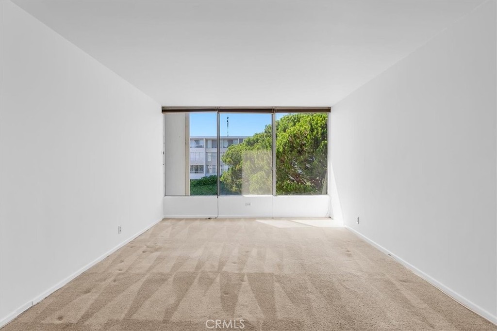 32653 Seagate Drive 208