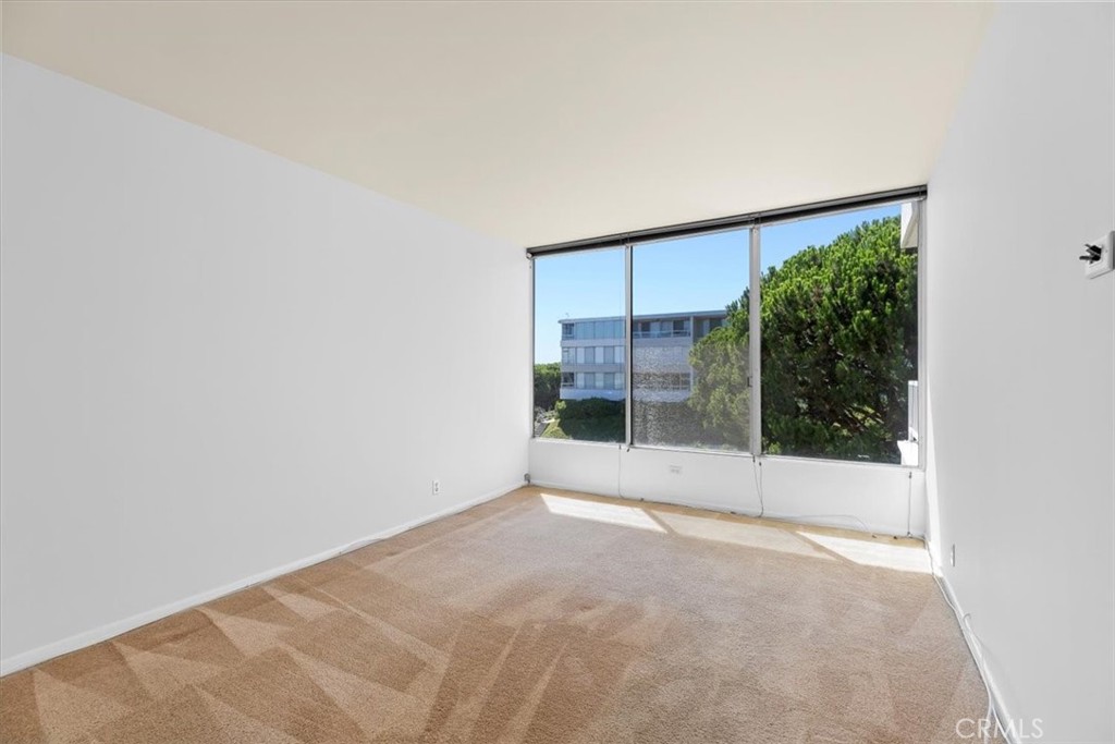 32653 Seagate Drive 208