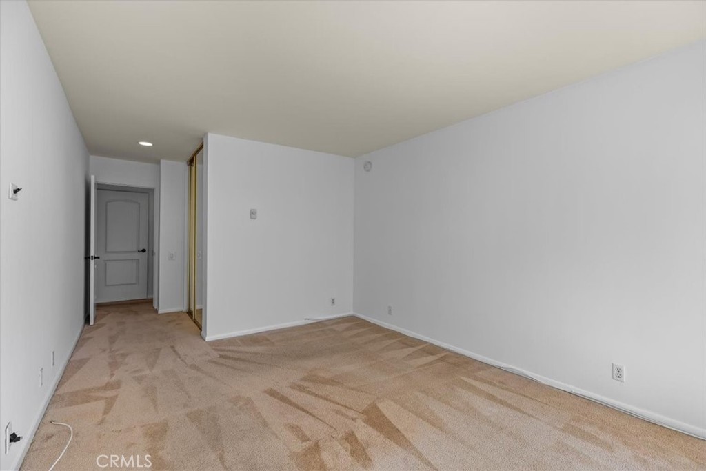 32653 Seagate Drive 208