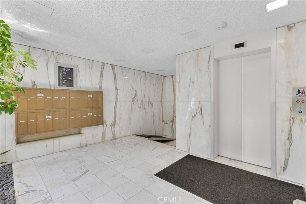 32653 Seagate Drive 208