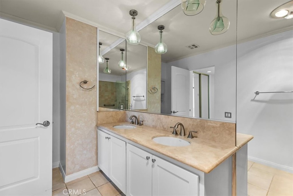 32653 Seagate Drive 208