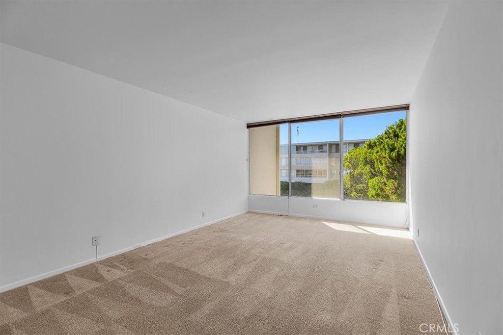 32653 Seagate Drive 208