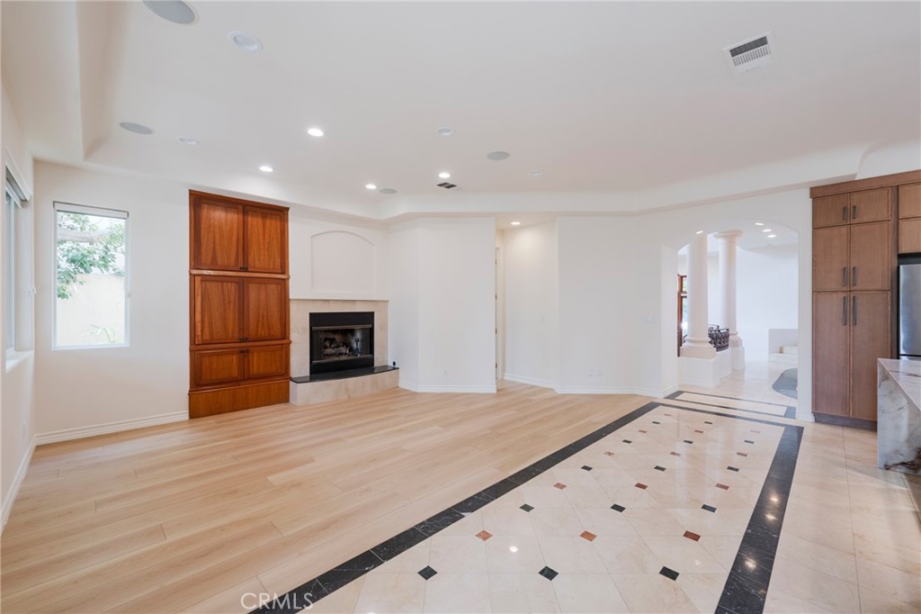 1300 Elm Avenue