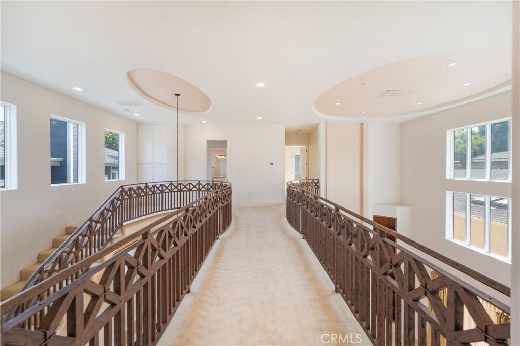 1300 Elm Avenue