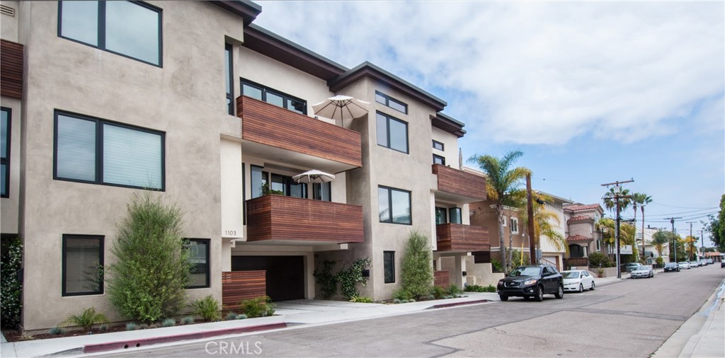 1103 Cypress Avenue