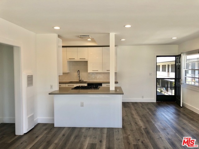 615 OCEAN AVE Unit: G