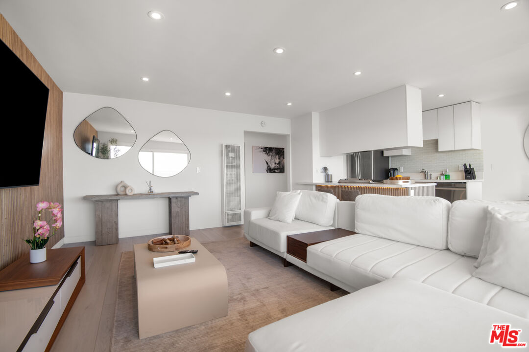 20747 Pacific Coast HWY Unit: 9