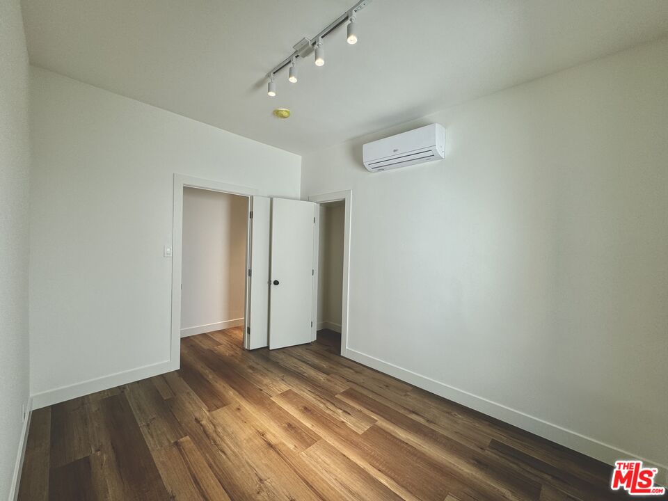 151 N Swall Dr Unit: 6