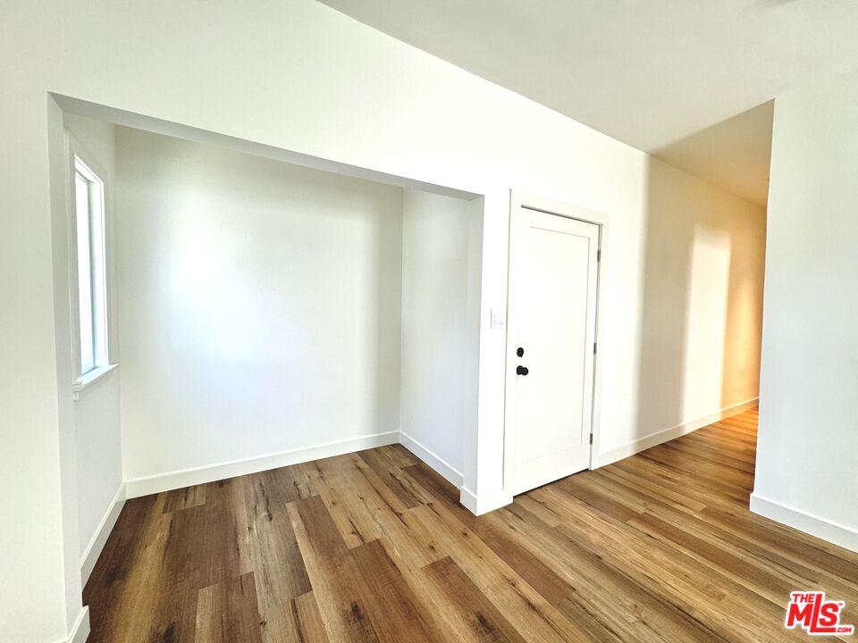 151 N Swall Dr Unit: 6