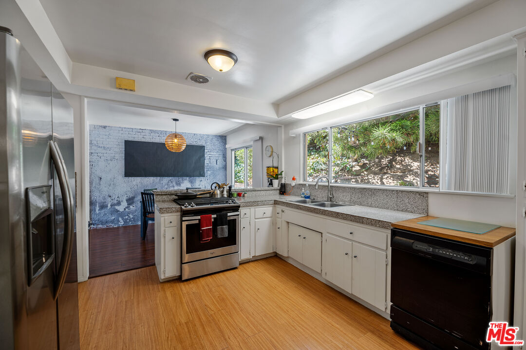 3539 Camino De La Cumbre