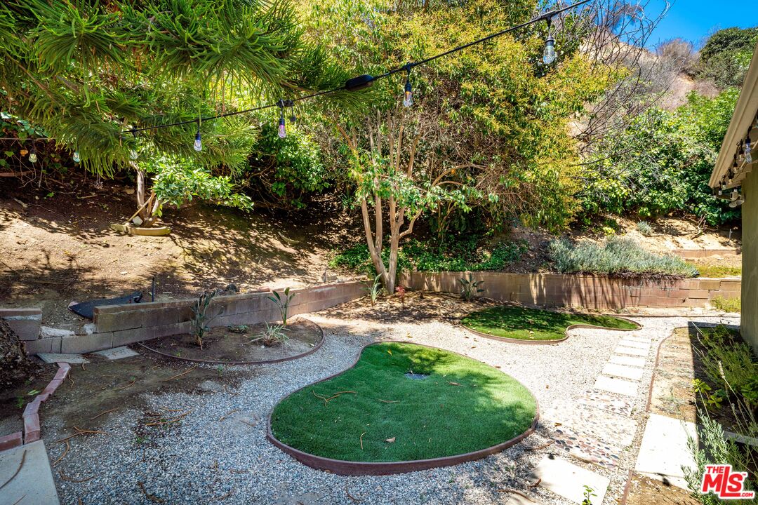 3539 Camino De La Cumbre