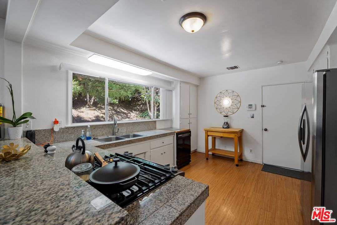 3539 Camino De La Cumbre