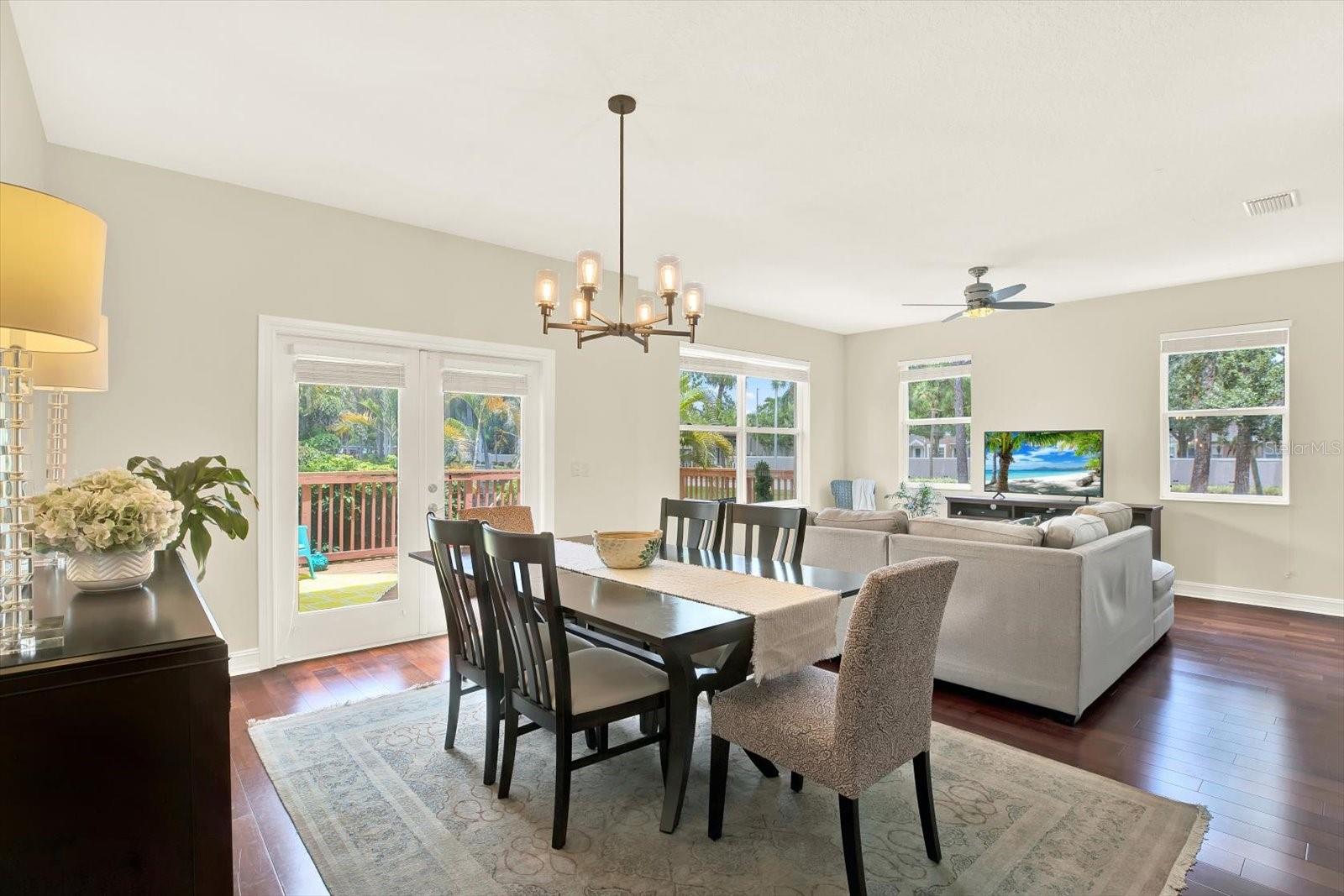 10403 SAINT TROPEZ PL