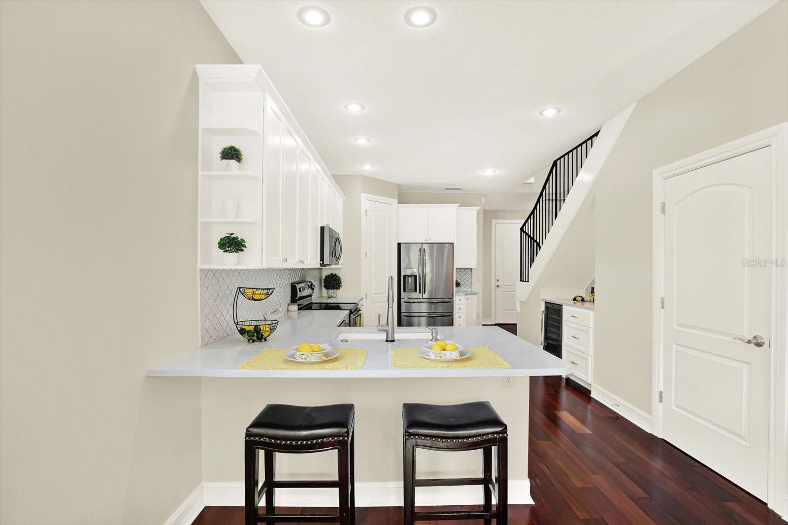 10403 SAINT TROPEZ PL