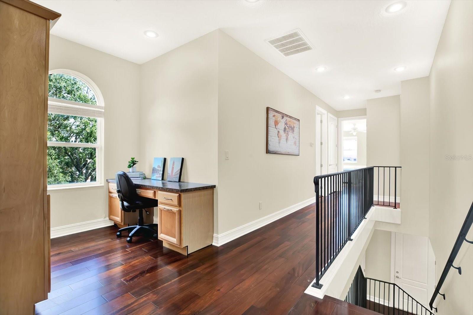 10403 SAINT TROPEZ PL