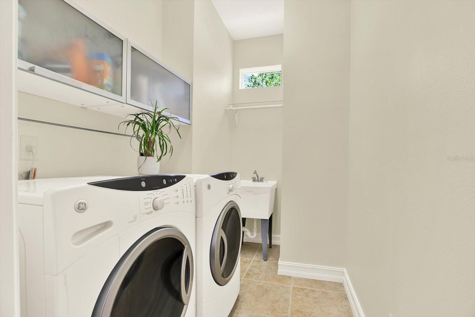 10403 SAINT TROPEZ PL