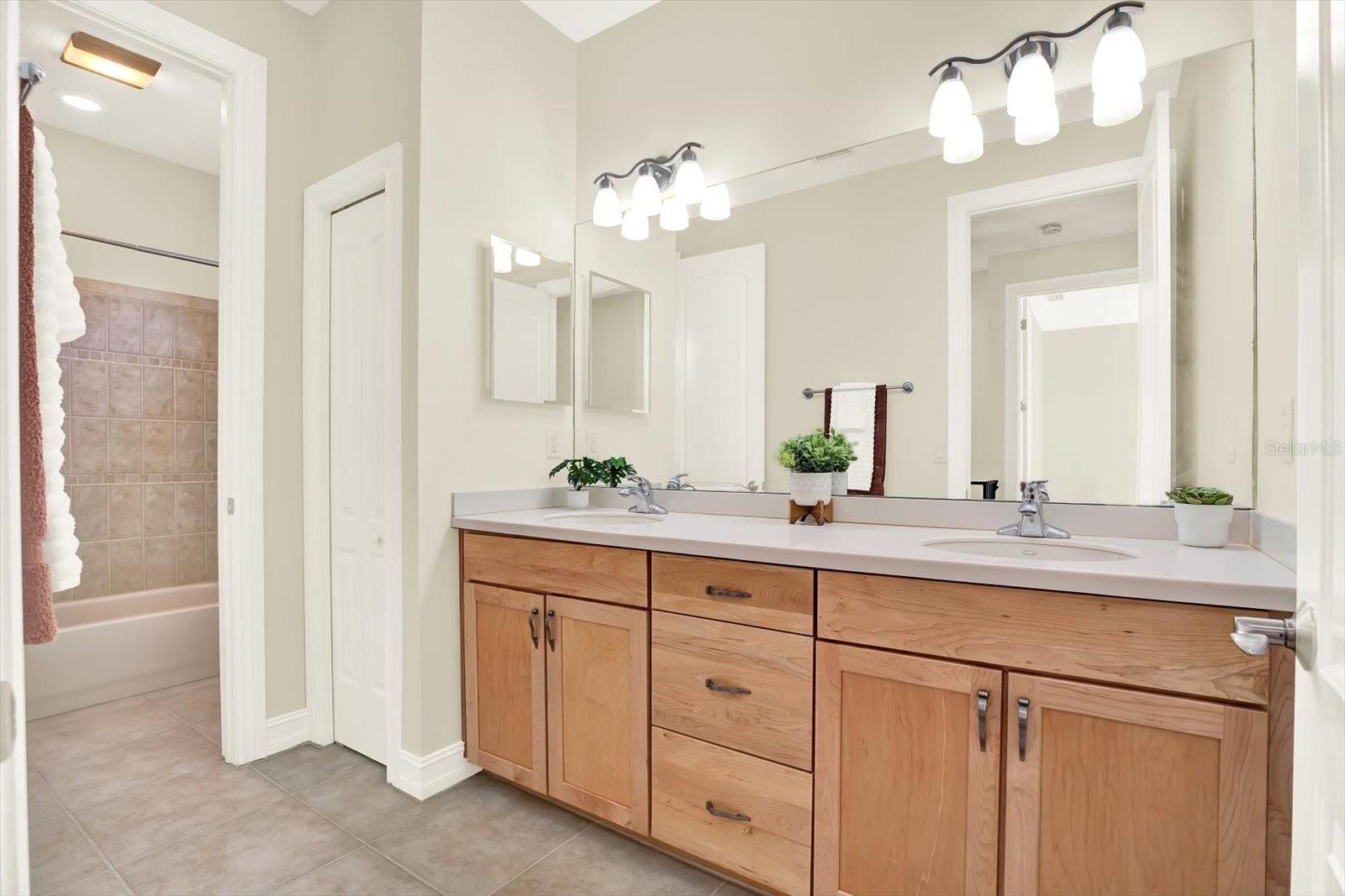 10403 SAINT TROPEZ PL