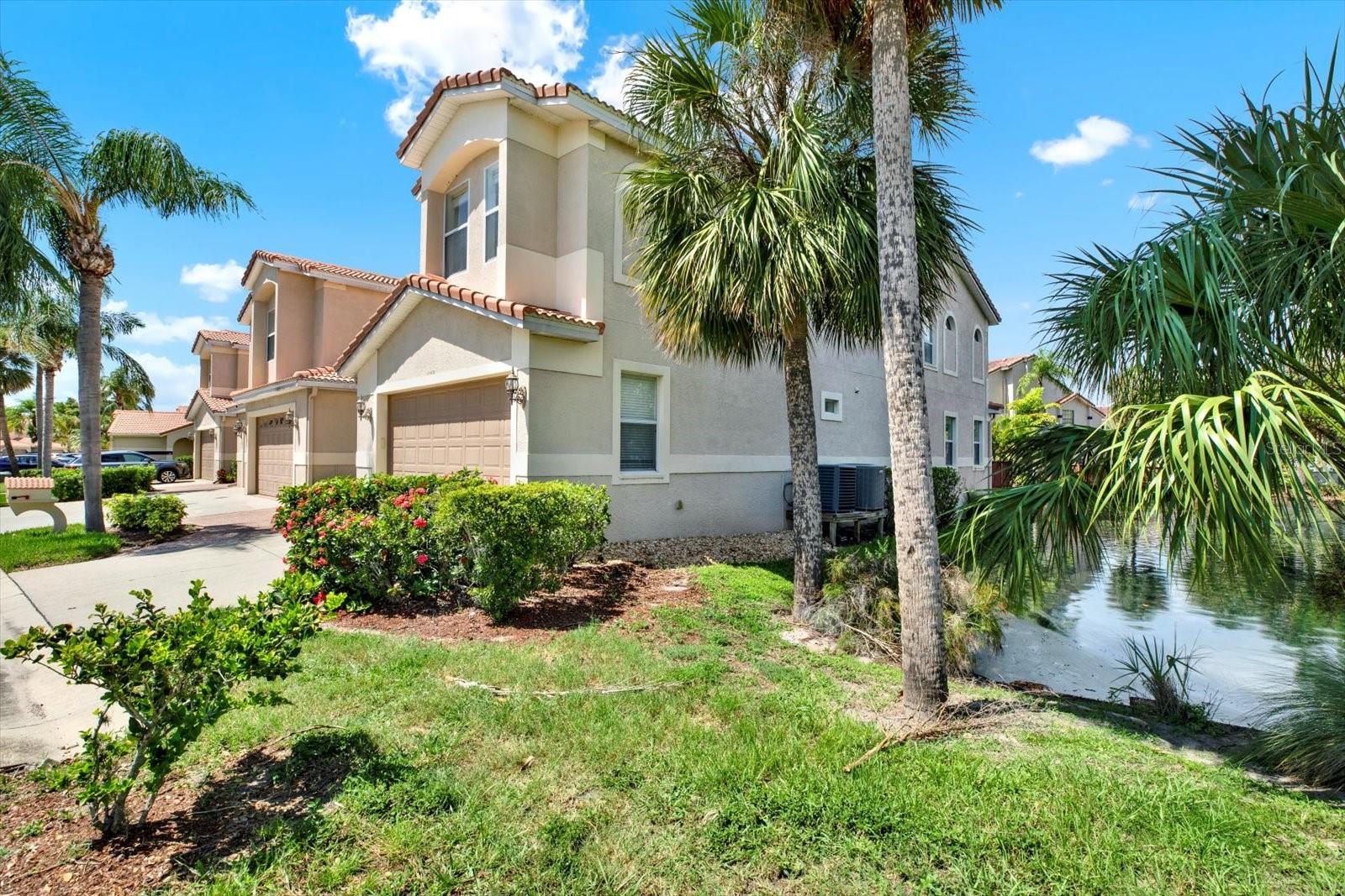 10403 SAINT TROPEZ PL