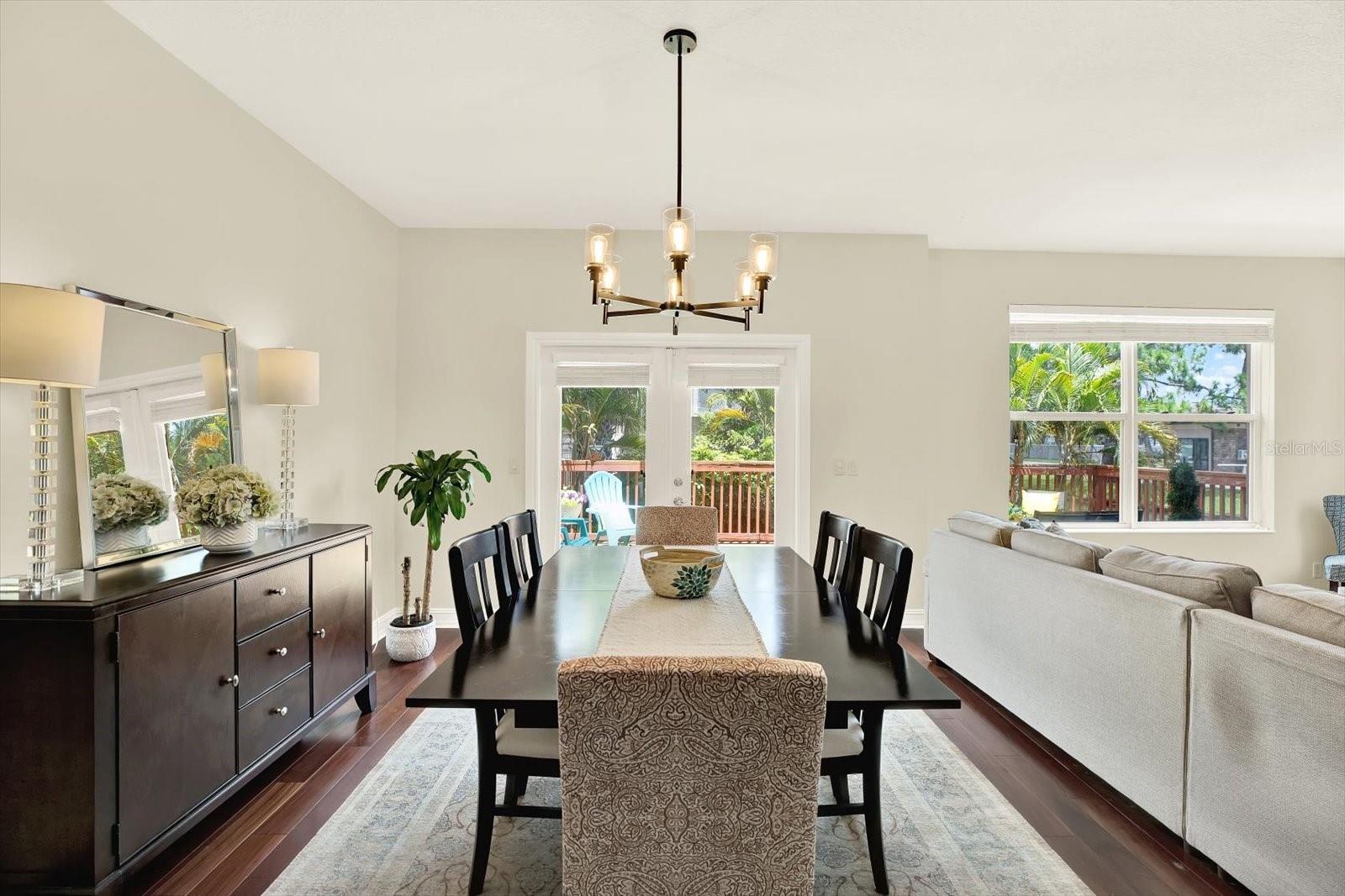 10403 SAINT TROPEZ PL