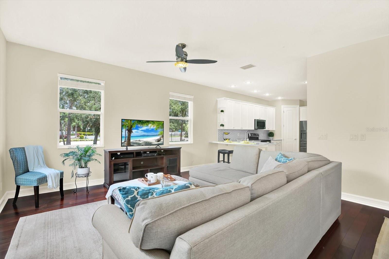 10403 SAINT TROPEZ PL