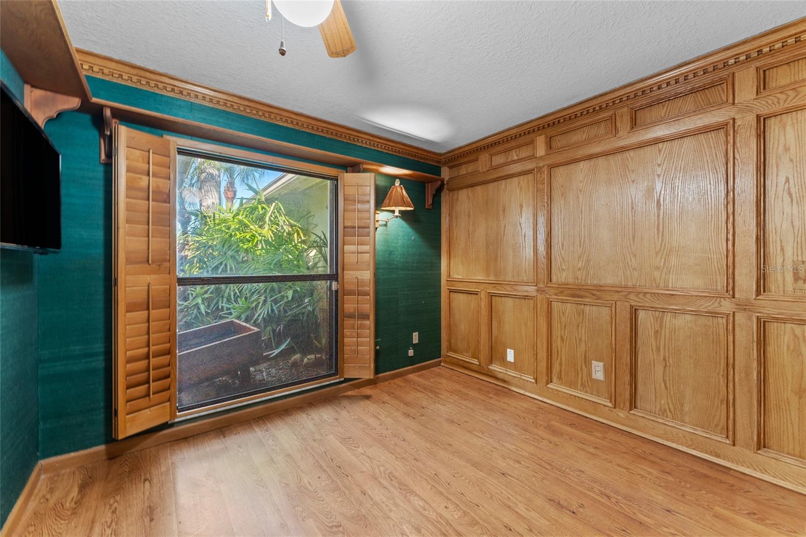 5819 DORY WAY