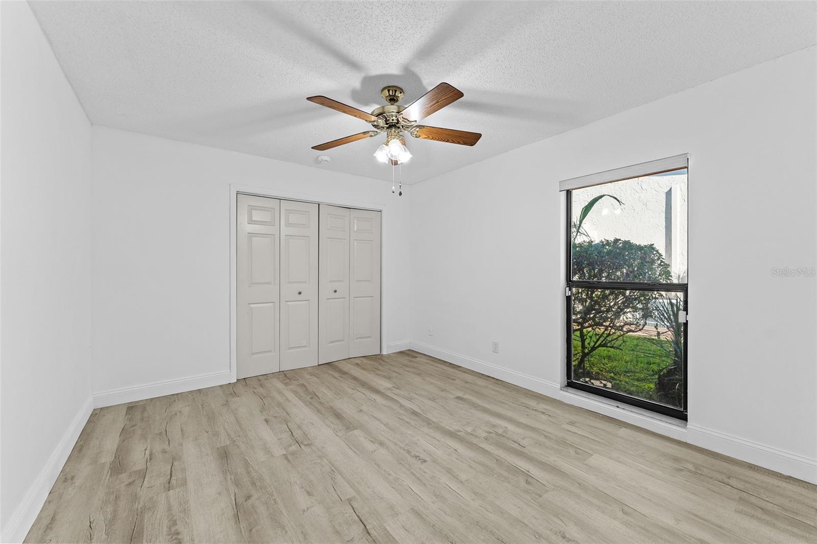 5819 DORY WAY