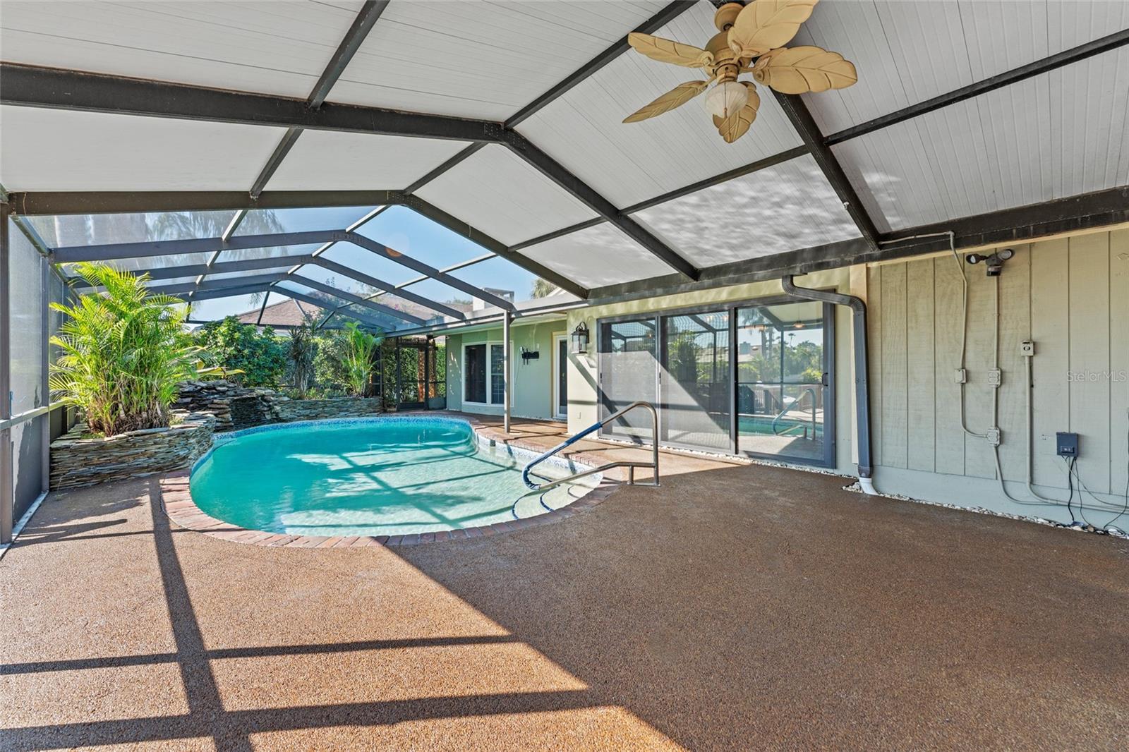 5819 DORY WAY